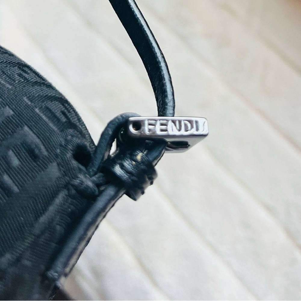 Fendi Shoulder Bag with Black/Silver Buckle. Make me an offer!:-) - Picture 5 of 10